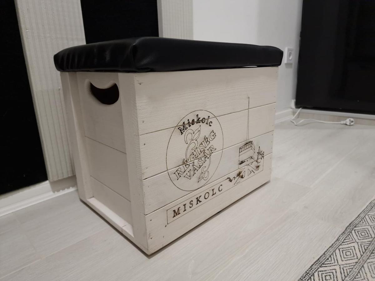 Schmidt Apartman Miskolc Belvarosaban Экстерьер фото